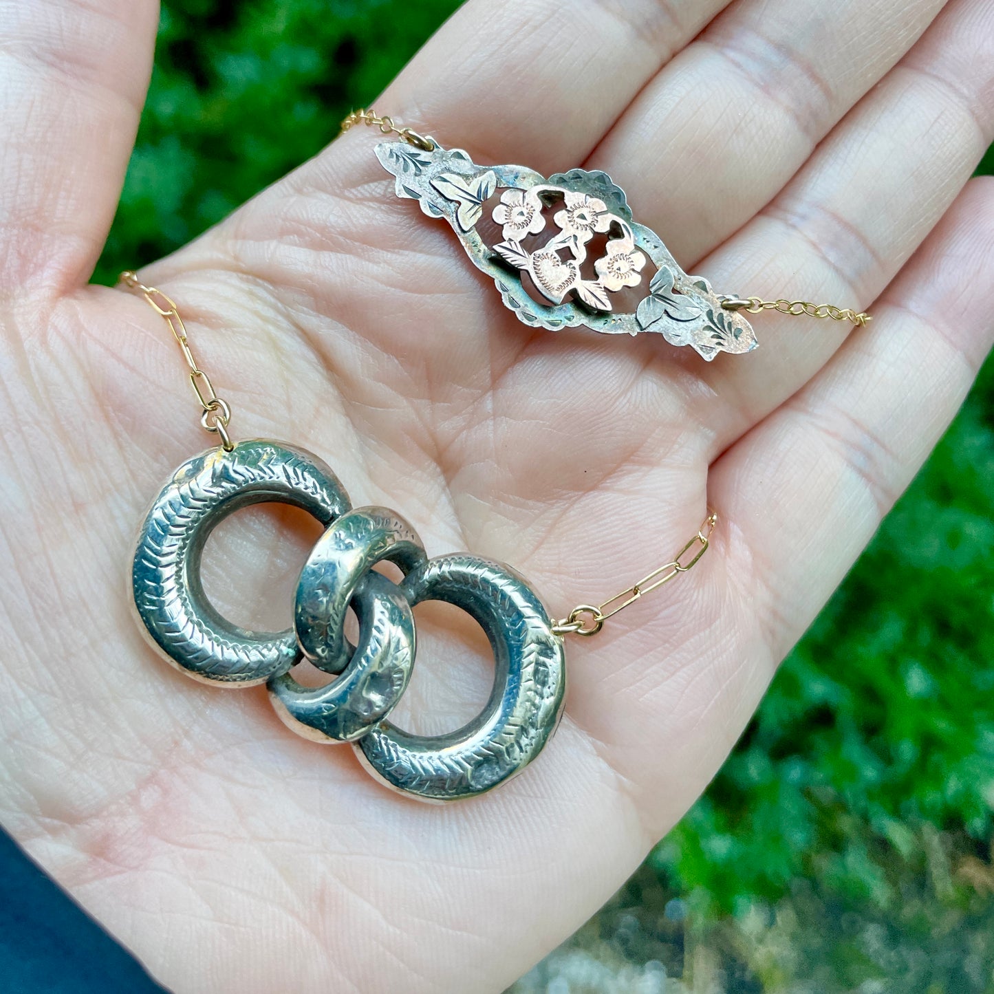 Interweaving Crescent Loops Dress Pin Necklace