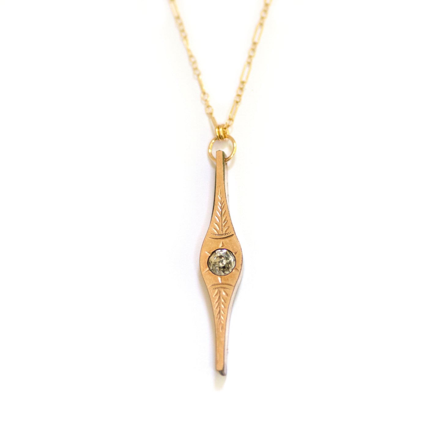 Wheat Baseball Stitch Clear Paste Vertical Bar Necklace
