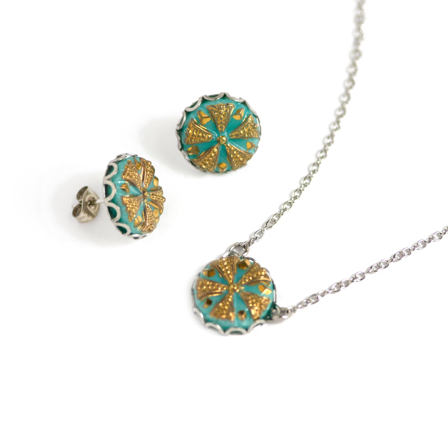 5 Point Gothic Star Uranium Glass Button Necklace and Earrings Gift Set
