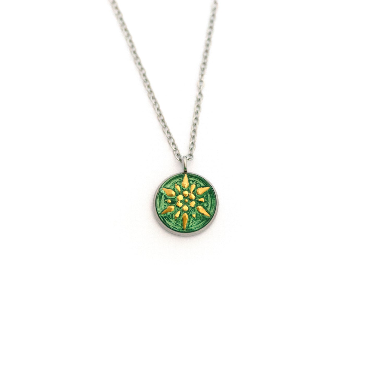 Green and Gold Star Uranium Glass Button Necklace