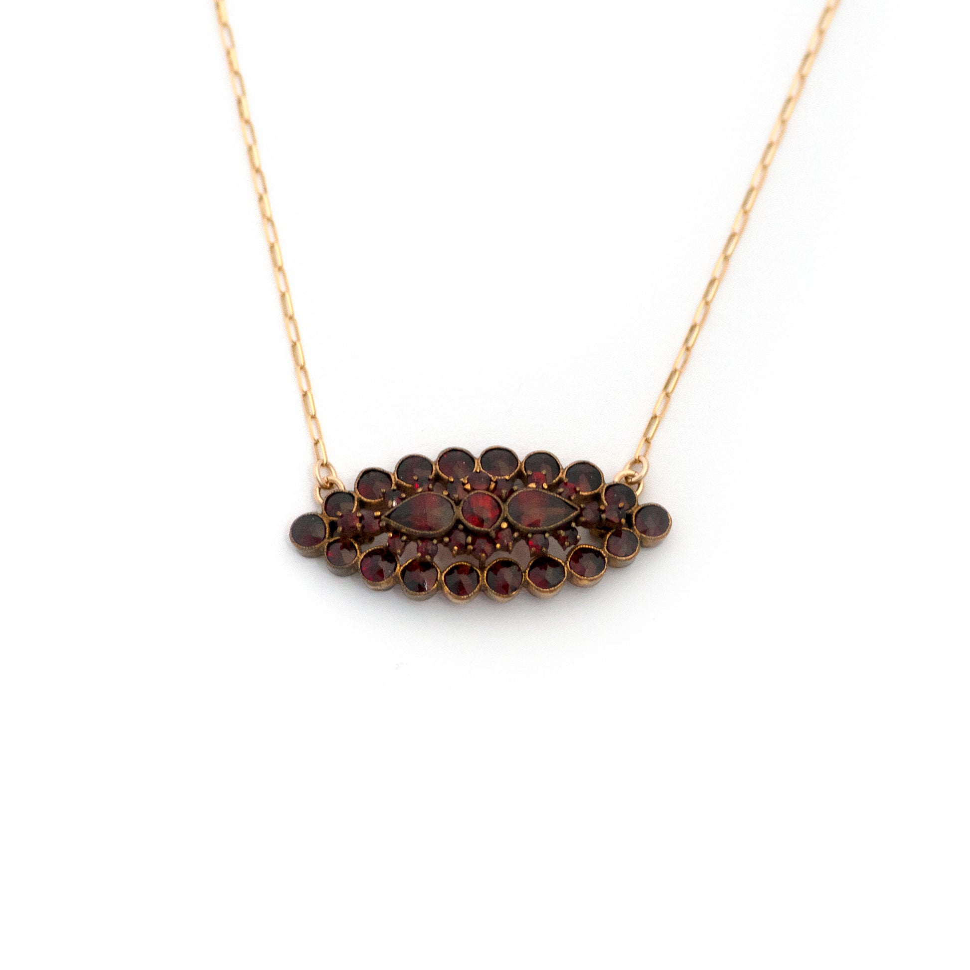 Pointed Ellipse Oval Bohemian Garnet Necklace