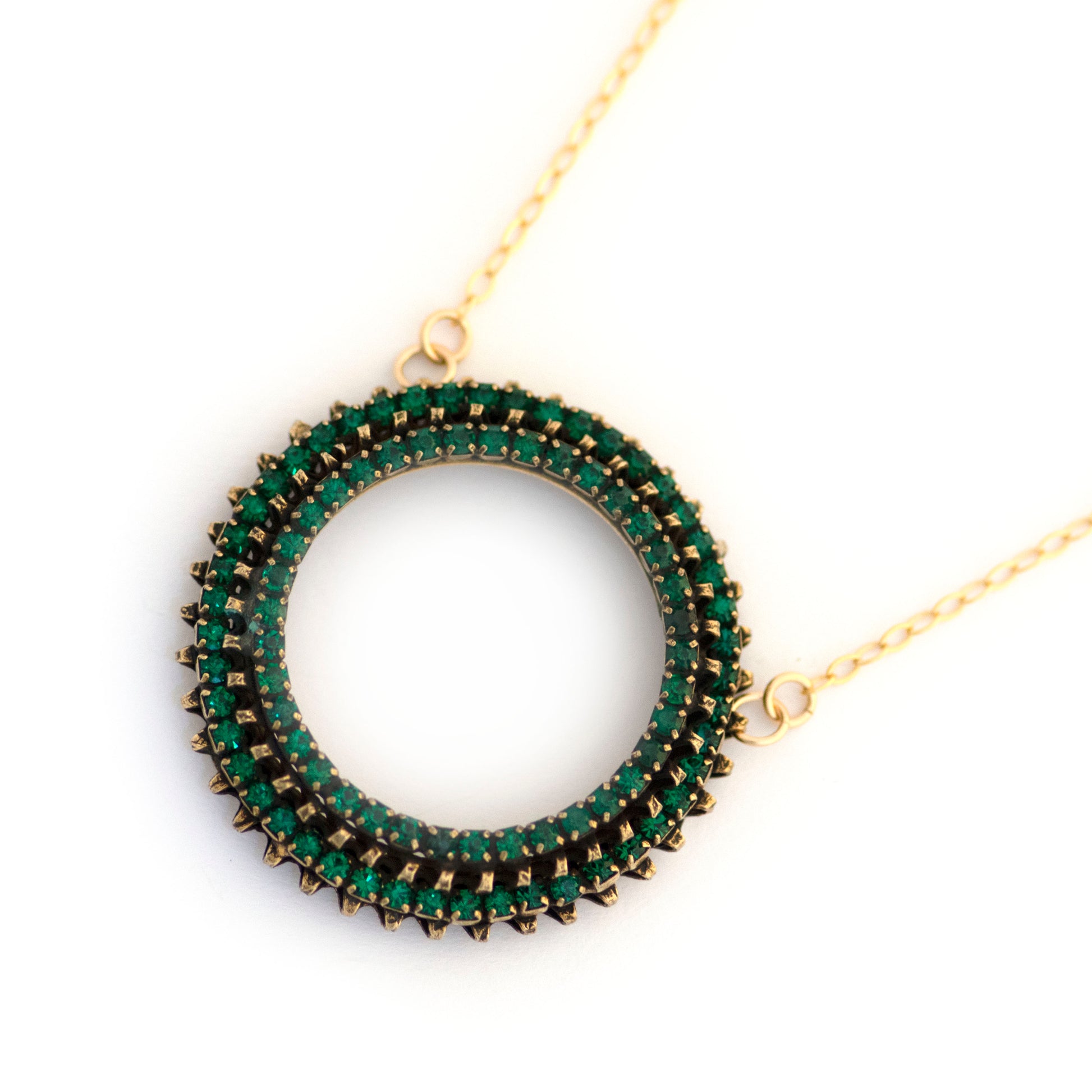 Vintage GREEN Rhinestone Circle Necklace