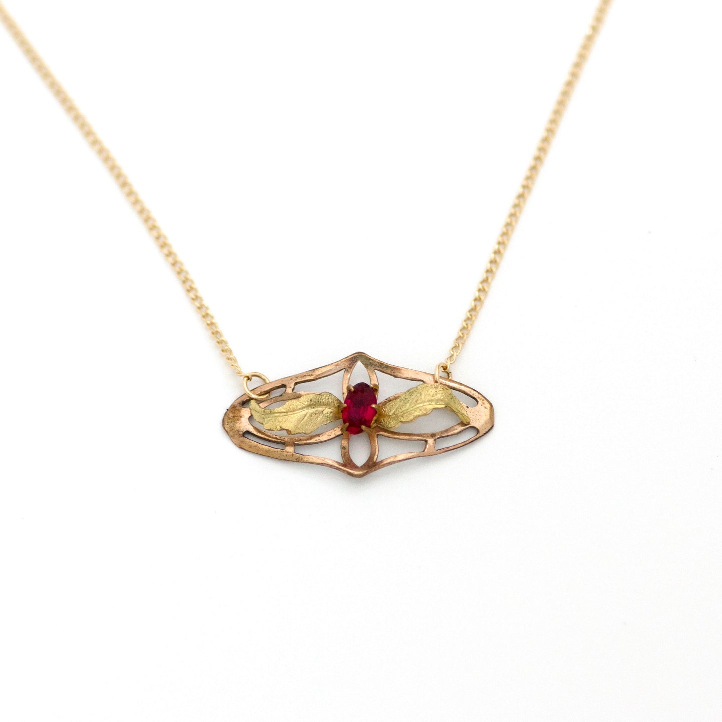 Delicate Leaves Necklace with Red Paste Stone