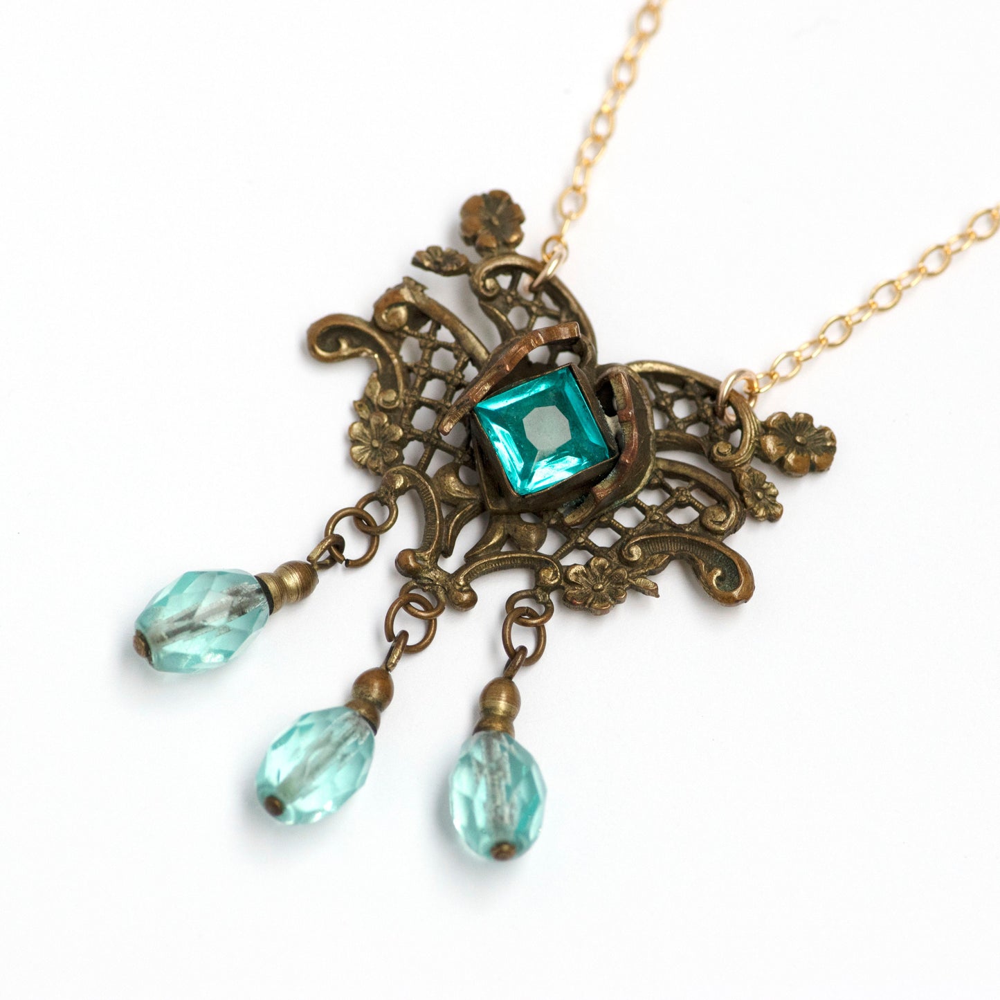 Art Nouveau Turquoise Glass Necklace